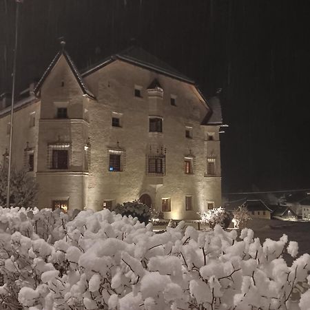 Ansitz Heufler Hotel Rasun di Sopra Exterior photo
