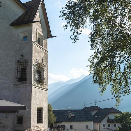 Ansitz Heufler Hotel Rasun di Sopra Exterior photo